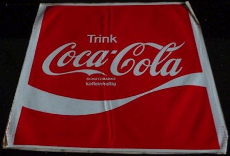 5509-1 € 1,00  coca cola sticker 6x6cm
